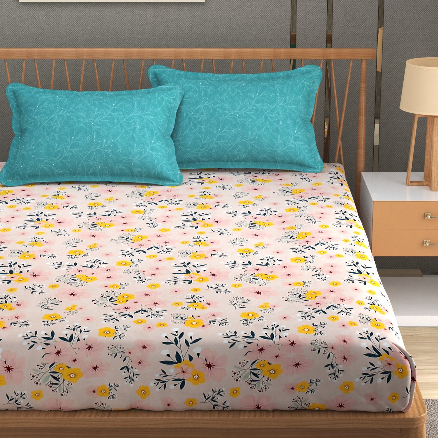 Furnofy Premium Cordinated King Bedsheet with 2 Pillow Covers (108x108 Inches) - Flat, Peach Sky Green, Floral