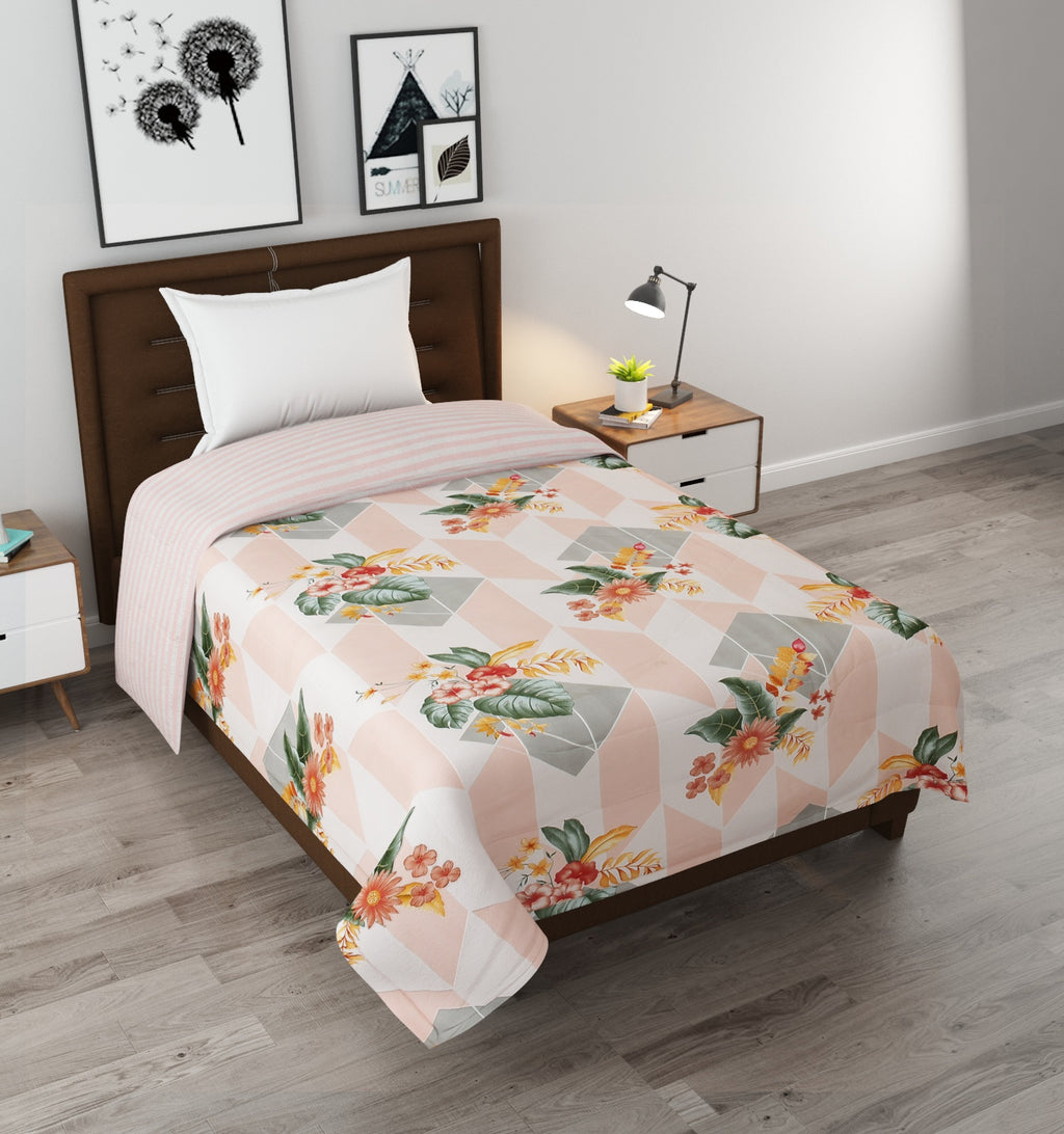 Furnofy 220 GSM Premium Single Reversible Comforter/Quilt (150x224 cm) - Microfiber, Pack of 1