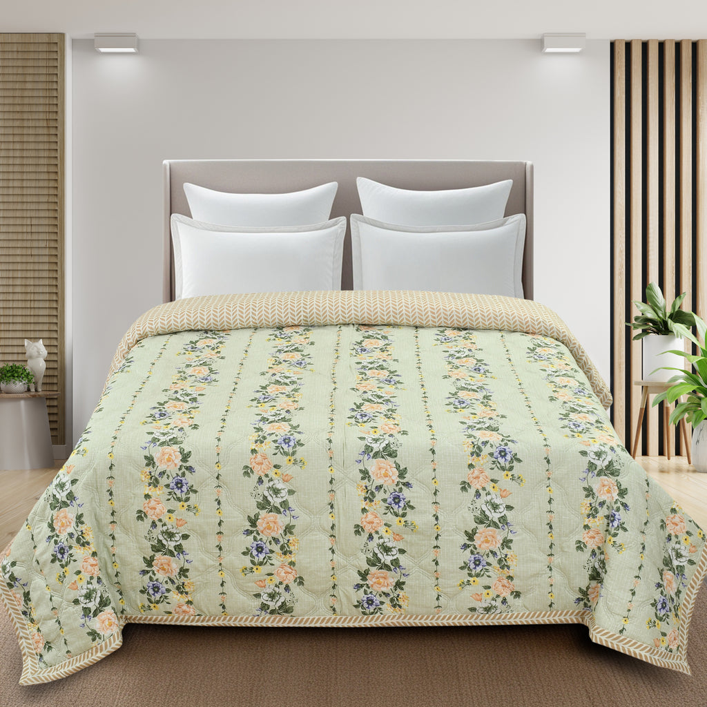 Furnofy 200 GSM Premium King Size Reversible Comforter/Quilt (220x224 cm) - Microfiber, Pack of 1