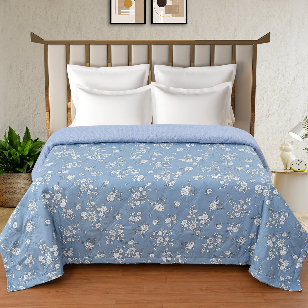 Furnofy 200 GSM Premium King Size Reversible Comforter/Quilt (220x224 cm) - Microfiber, Pack of 1, Floral - Blue