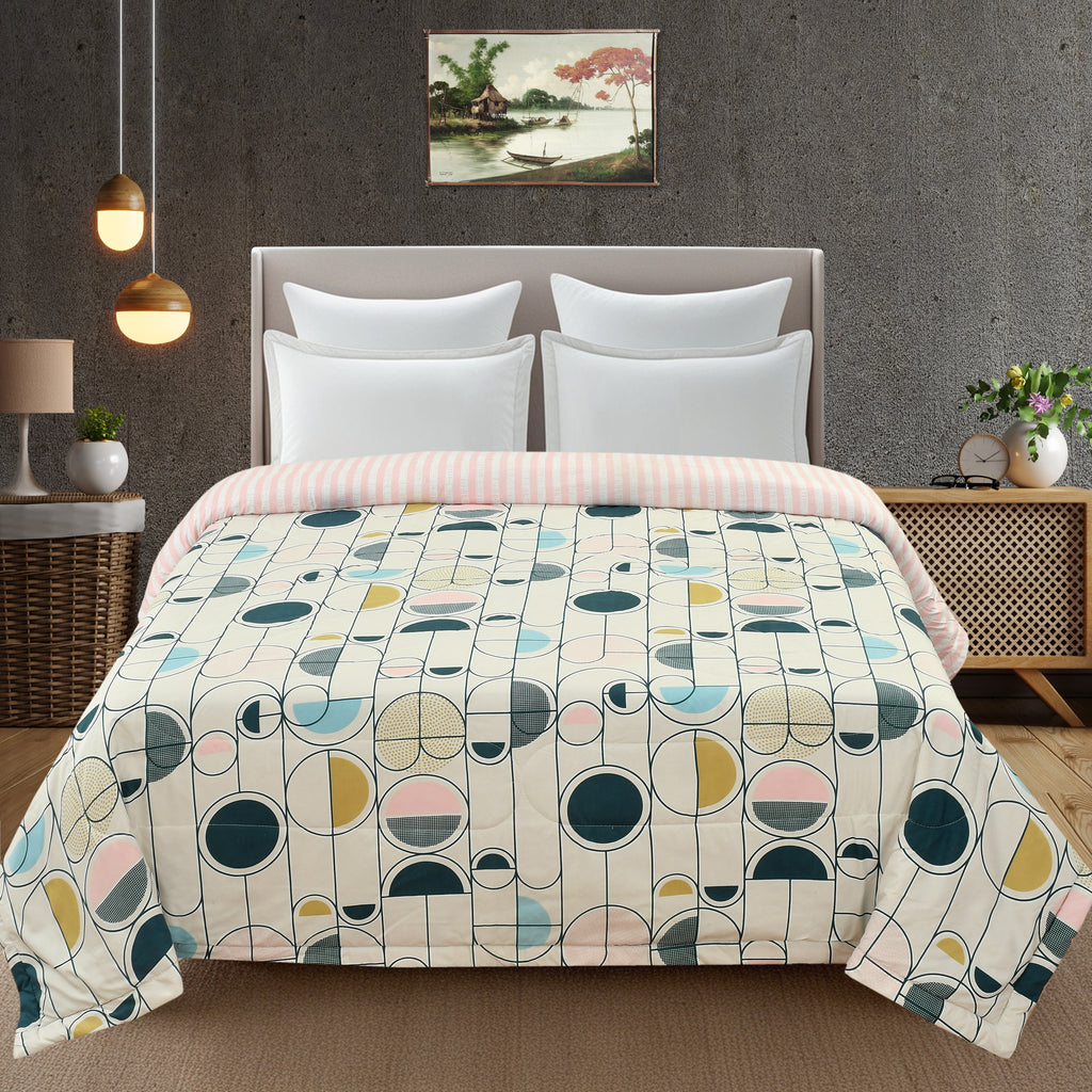 Furnofy 220 GSM Premium King Size Reversible Comforter/Quilt (220x224 cm) - Microfiber, Pack of 1