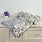 Furnofy 200 GSM Premium King Size Reversible Comforter/Quilt (220x224 cm) - Microfiber, Pack of 1, Floral White