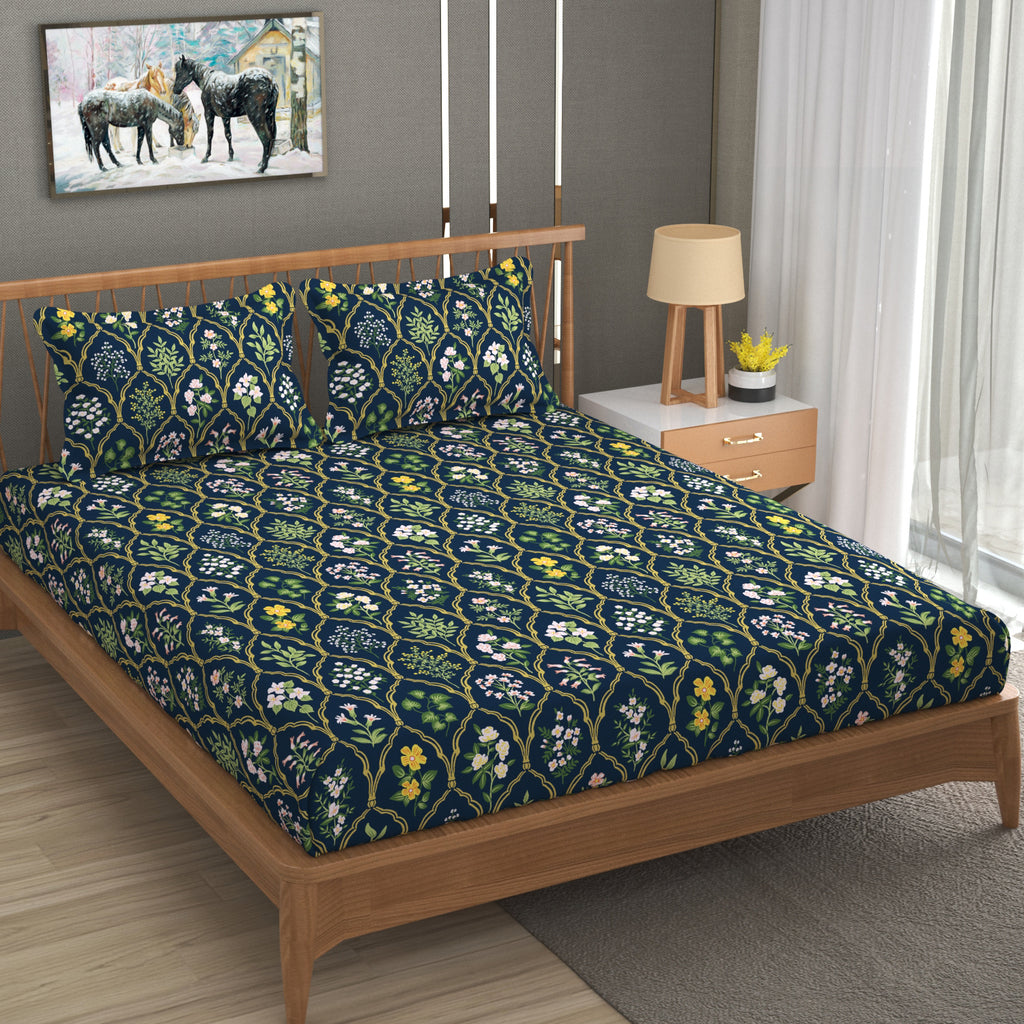 Furnofy 140 GSM Flat King Size Bedsheet (108 x 108 inches) with 2 Pillow Covers (18 x 27 inches) - Green - Floral