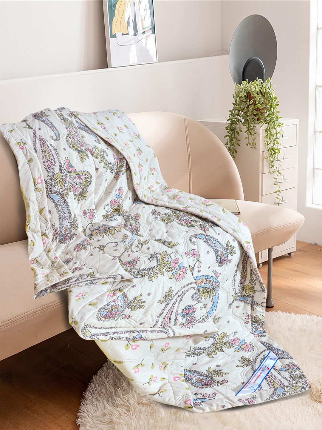 Furnofy 200 GSM Premium Single Bed Reversible Comforter/Quilt (150x220 cm) - Microfiber, Pack of 1, Floral White