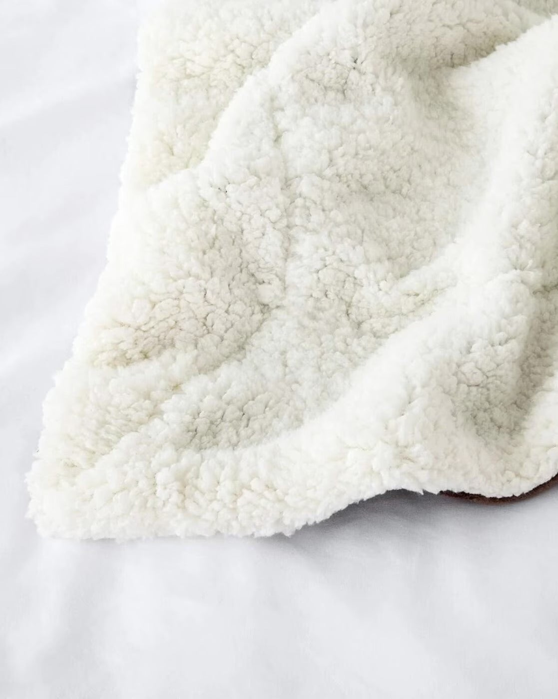 Furnofy Premium Soft Sherpa Warm Blankets (85x90 Inches) - Dark Coffee