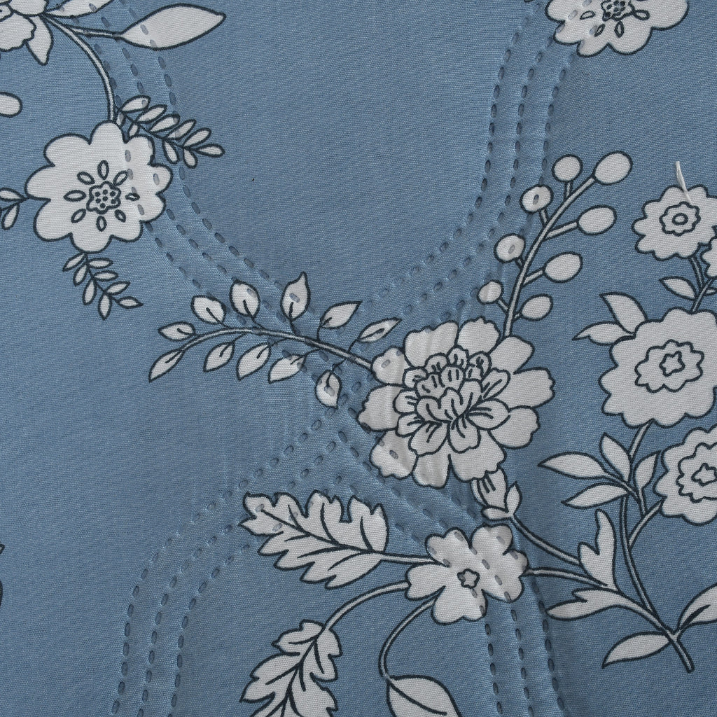 Furnofy 200 GSM Premium King Size Reversible Comforter/Quilt (220x224 cm) - Microfiber, Pack of 1, Floral - Blue